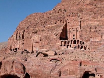 Плаж и вълнуващи екскурзии в Йордания с полет от София